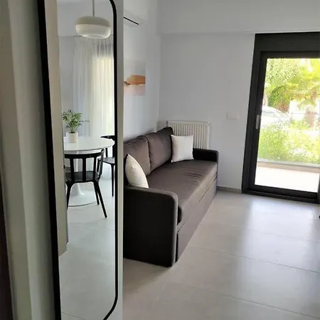 Brand New Condo Next To The Beach, Peaceful Square, Garden View Ретимно Экстерьер фото
