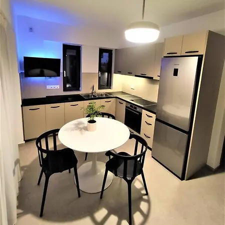 Brand New Condo Next To The Beach, Peaceful Square, Garden View Ретимно Экстерьер фото