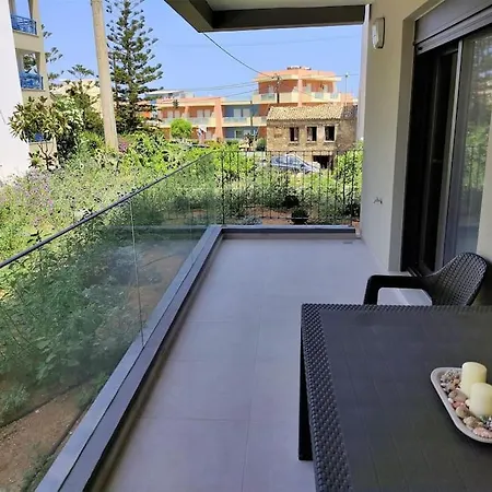 Brand New Condo Next To The Beach, Peaceful Square, Garden View Ретимно Экстерьер фото