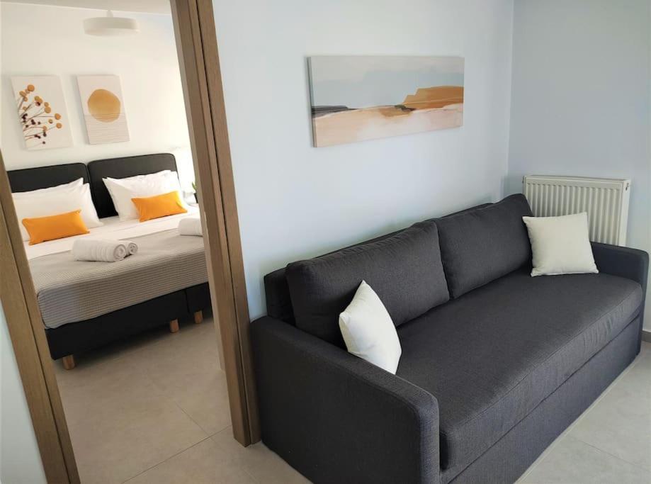 Brand New Next To The Beach, Peaceful Square, Garden View Appartement Réthymnon